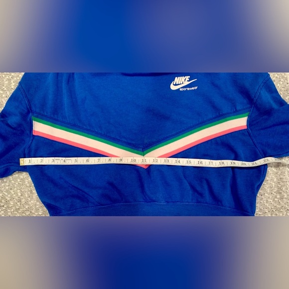 Nike Women's Blue Retro Sweatshirt with Colorful Stripes - Size S - Picture 5 of 6